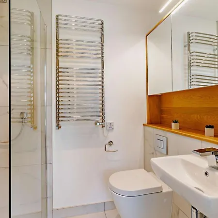 4 Bed In Bude 83619 Stratton (Cornwall)